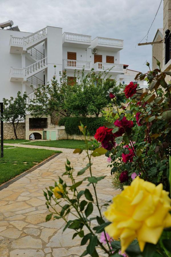 Casa Del Mar Lägenhet Ksamil Exteriör bild