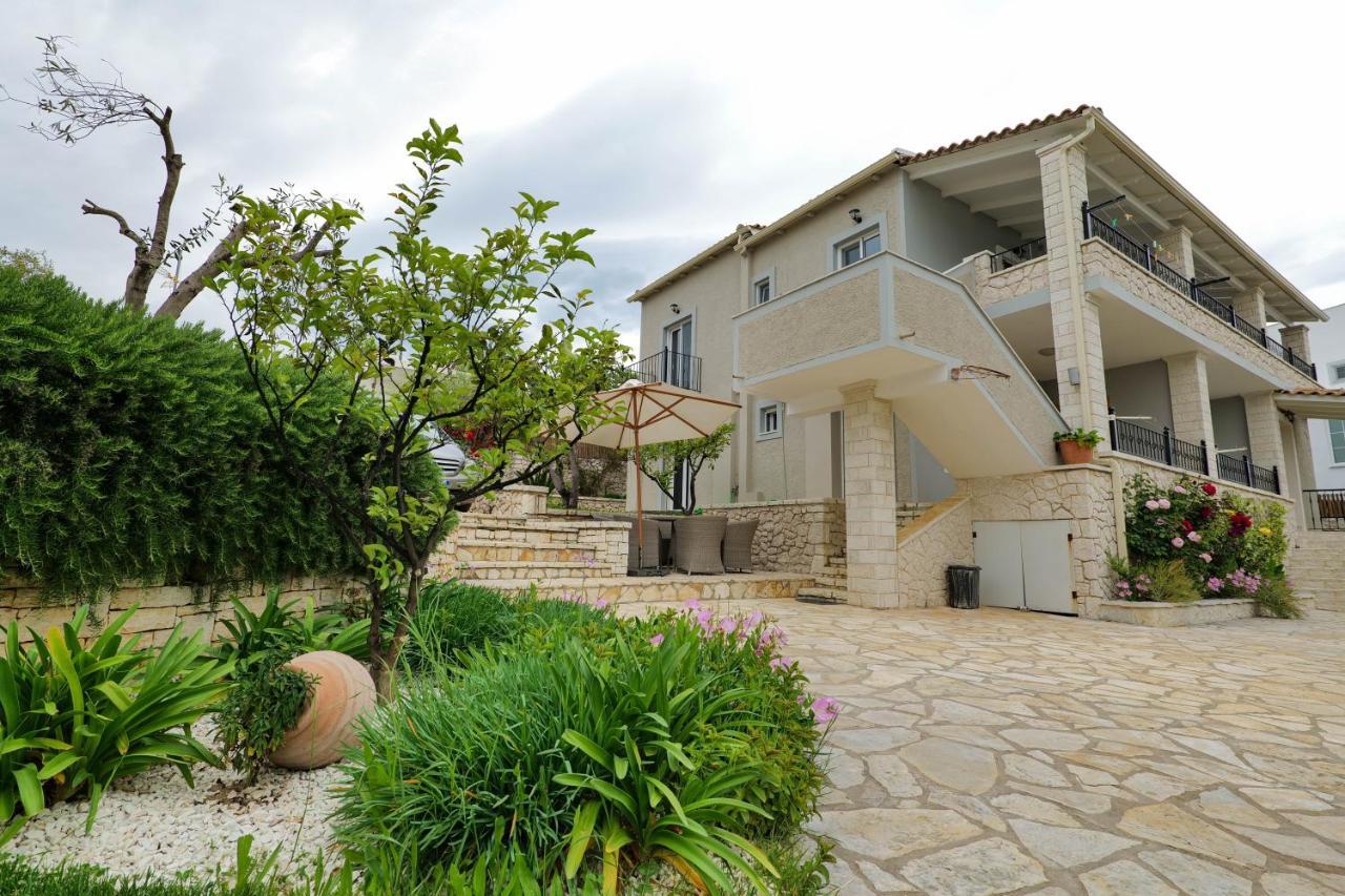 Casa Del Mar Lägenhet Ksamil Exteriör bild